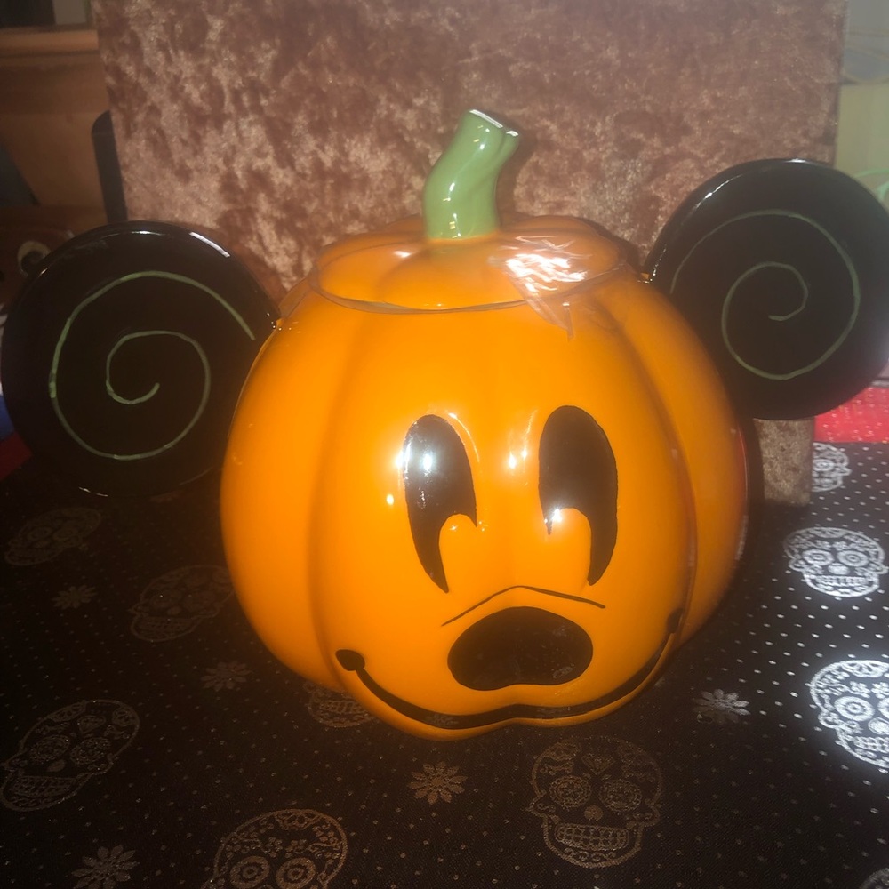 Disney Mickey Mouse Pumpkin Halloween cookie jar
